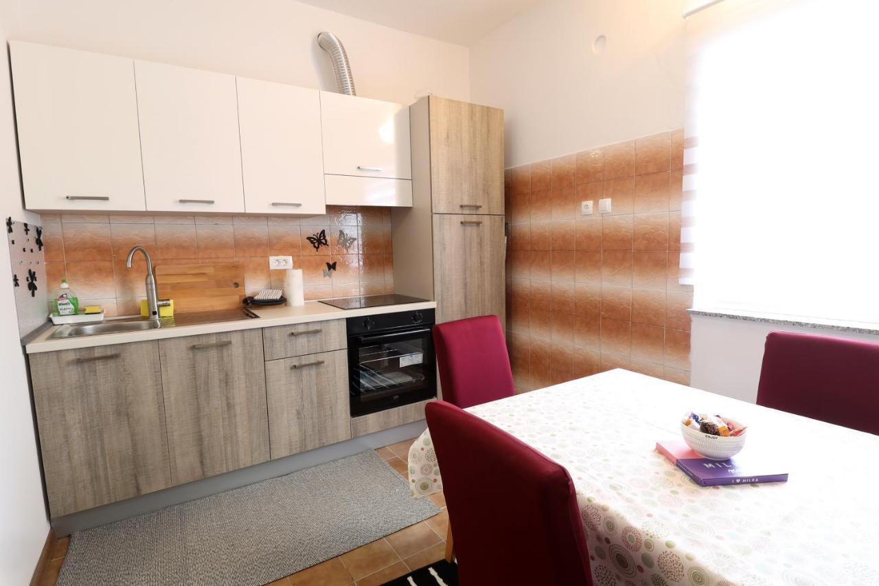 Veline Apartment โคเปร์ ภายนอก รูปภาพ